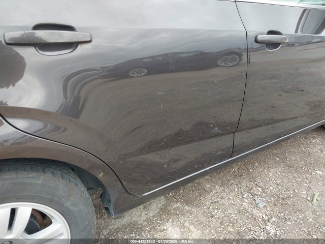 1G1JC5SH8E4230549 Chevrolet Sonic Lt Auto