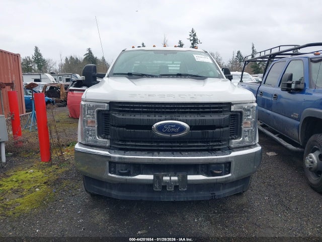 1FT8X3DT3KEF17285 Ford F-350 Xl