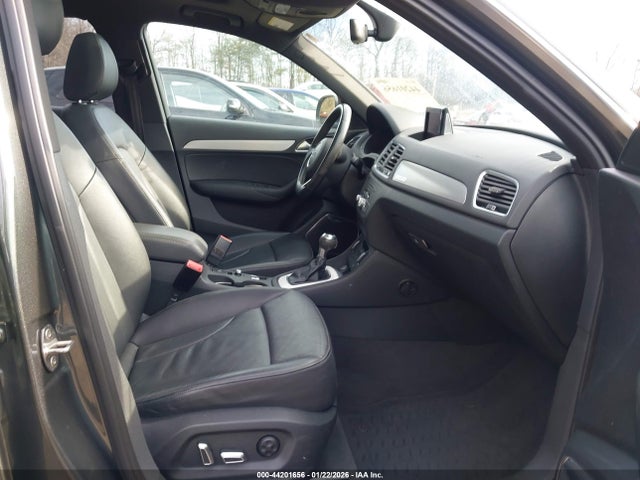 Продажа на аукционе авто 2018 Audi Q3 2.0t Premium/2.0t Sport Premium, vin: WA1JCCFS6JR024431, номер лота: 44201656