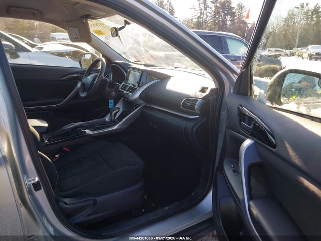 2020 MITSUBISHI ECLIPSE CROSS JA4AS3AAXLZ033301 Photo 4