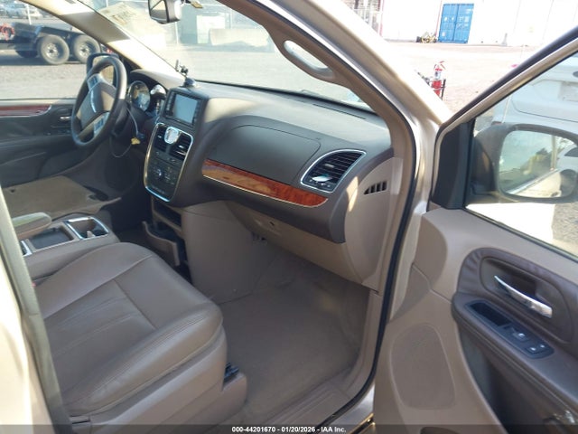 44201670 :رقم المزاد ، 2C4RC1BGXER207149 vin ، 2014 Chrysler Town & Country Touring مزاد بيع