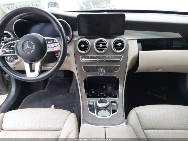 2021 Mercedes-benz C 300 4matic მანქანა იყიდება აუქციონზე, vin: W1KWF8EB4MR614431, აუქციონის ნომერი: 44201673