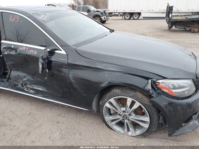 2021 Mercedes-benz C 300 4matic მანქანა იყიდება აუქციონზე, vin: W1KWF8EB4MR614431, აუქციონის ნომერი: 44201673