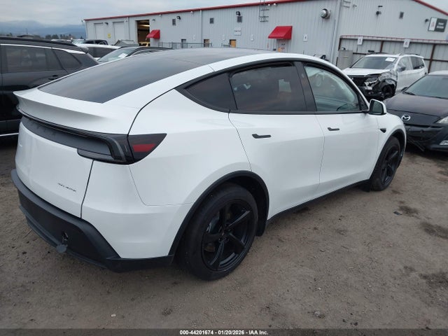 2026 TESLA MODEL Y 7SAYGDEE1TF440506 Photo 3