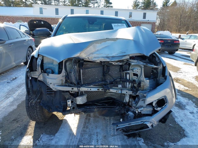 5TFSX5EN8LX072517 Toyota Tacoma Sr