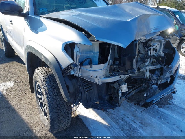 5TFSX5EN8LX072517 Toyota Tacoma Sr