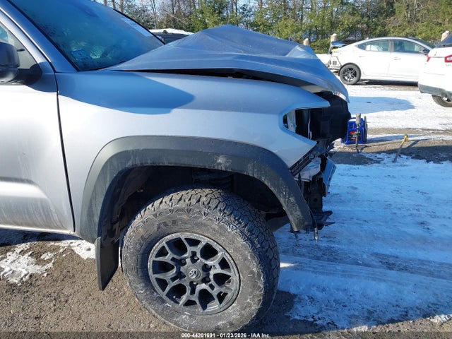 5TFSX5EN8LX072517 Toyota Tacoma Sr