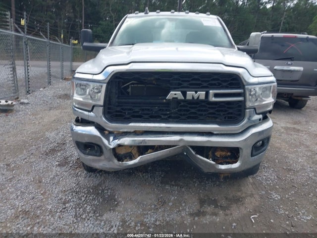 44201742 :رقم المزاد ، 3C63RRGL9MG589601 vin ، 2021 Ram 3500 Tradesman  4x4 8' Box مزاد بيع