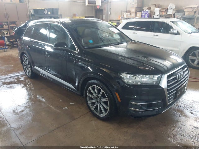 2019 AUDI Q7 WA1LAAF77KD048850 Photo 0