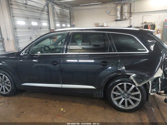 WA1LAAF77KD048850 Audi Q7 55 Premium/55 Se Premium