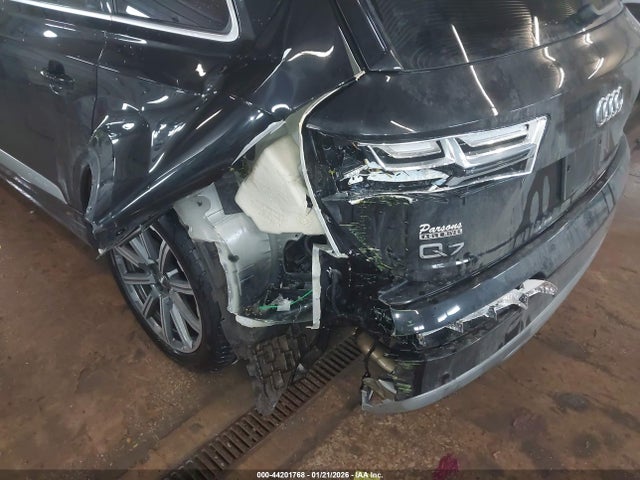 WA1LAAF77KD048850 Audi Q7 55 Premium/55 Se Premium