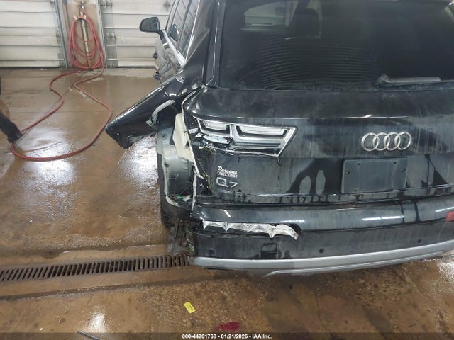 WA1LAAF77KD048850 Audi Q7 55 Premium/55 Se Premium