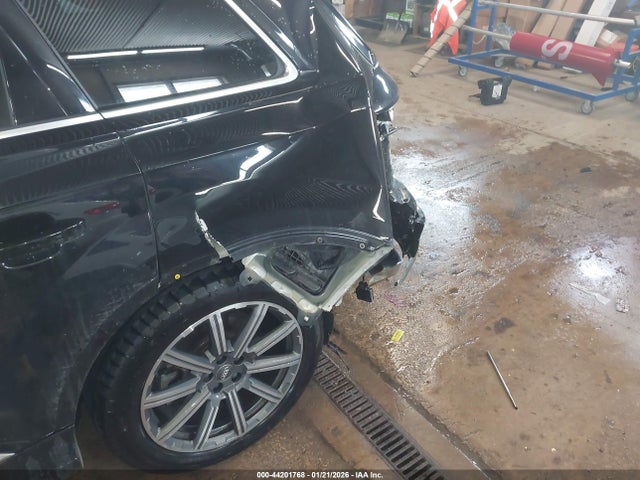 2019 AUDI Q7 WA1LAAF77KD048850 Photo 5