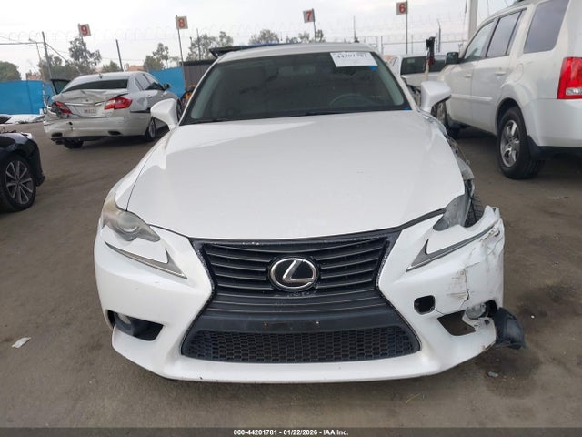 2014 Lexus Is 250 მანქანა იყიდება აუქციონზე, vin: JTHBF1D25E5008998, აუქციონის ნომერი: 44201781