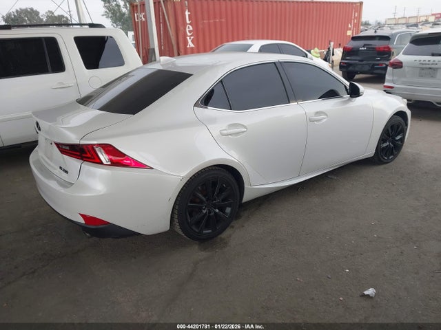 2014 Lexus Is 250 მანქანა იყიდება აუქციონზე, vin: JTHBF1D25E5008998, აუქციონის ნომერი: 44201781