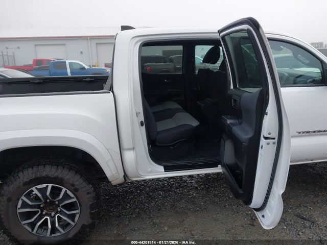 3TMCZ5AN9LM357429 Toyota Tacoma Trd Sport