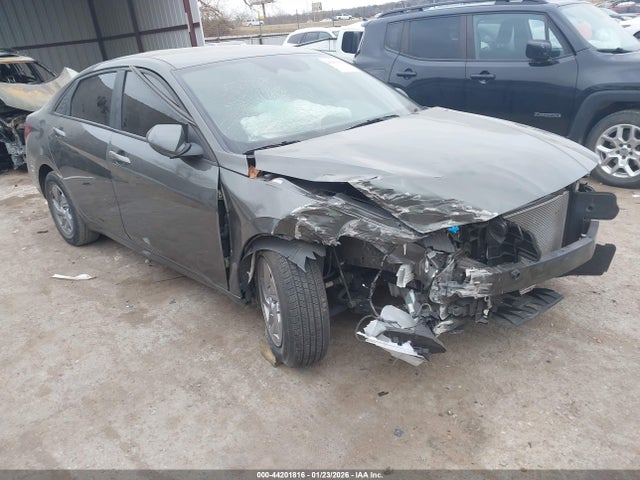 2024 HYUNDAI ELANTRA KMHLL4DG0RU792655