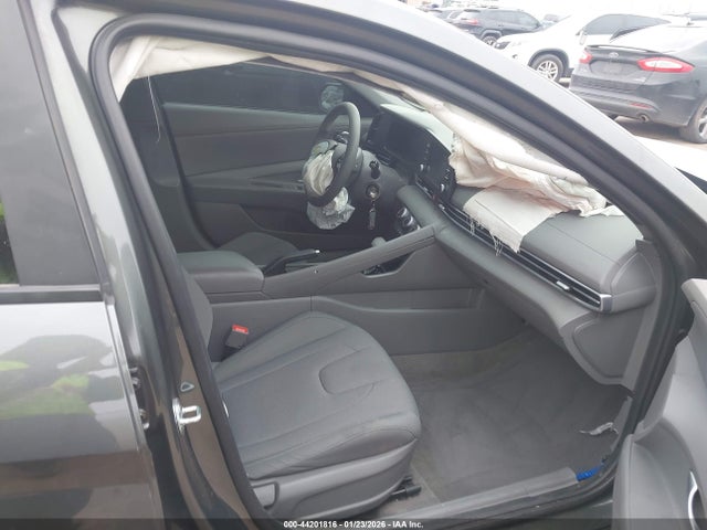 2024 HYUNDAI ELANTRA KMHLL4DG0RU792655 Photo 4