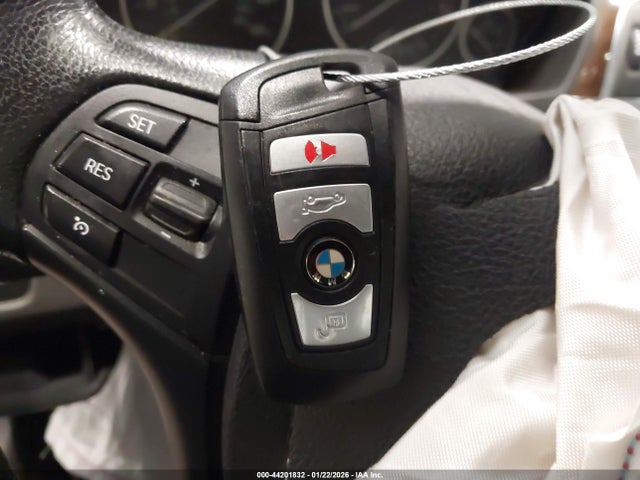 2016 BMW 320I WBA8E5G53GNT40904 Photo 10