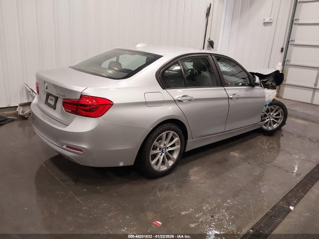 2016 BMW 320I WBA8E5G53GNT40904 Photo 3