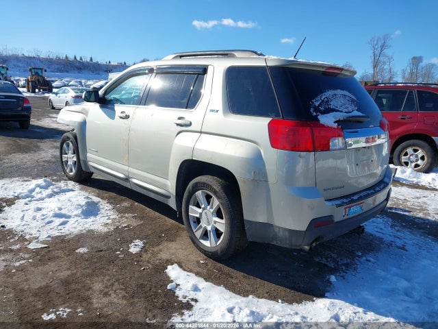 2013 GMC TERRAIN 2GKFLVE31D6362213 Photo 2
