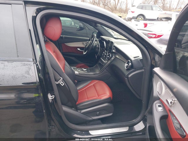 Aukcja sprzedaży 2019 Mercedes-benz Glc 300 Coupe 4matic, vin: WDC0J4KB2KF569672, numer aukcji: 44201847