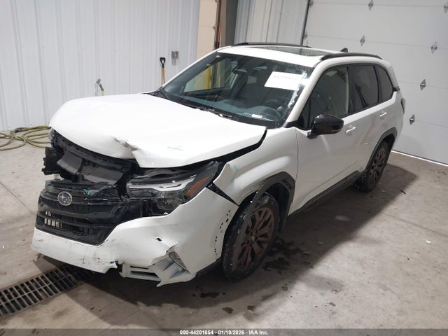 Subaru Forester Sport 2025 JF2SLDHC3SH472236 Image 2