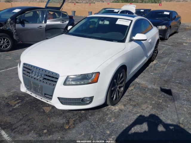 2010 AUDI A5 WAULFAFR2AA048440 Photo 1