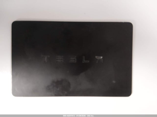 44201912 :رقم المزاد ، 5YJ3E1EB2KF520722 vin ، 2019 Tesla Model 3 Long Range/performance مزاد بيع