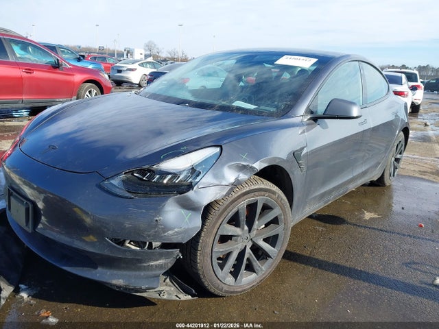 44201912 :رقم المزاد ، 5YJ3E1EB2KF520722 vin ، 2019 Tesla Model 3 Long Range/performance مزاد بيع