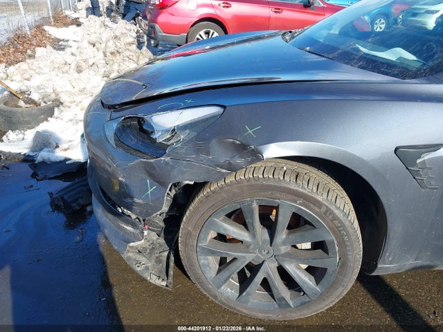 44201912 :رقم المزاد ، 5YJ3E1EB2KF520722 vin ، 2019 Tesla Model 3 Long Range/performance مزاد بيع