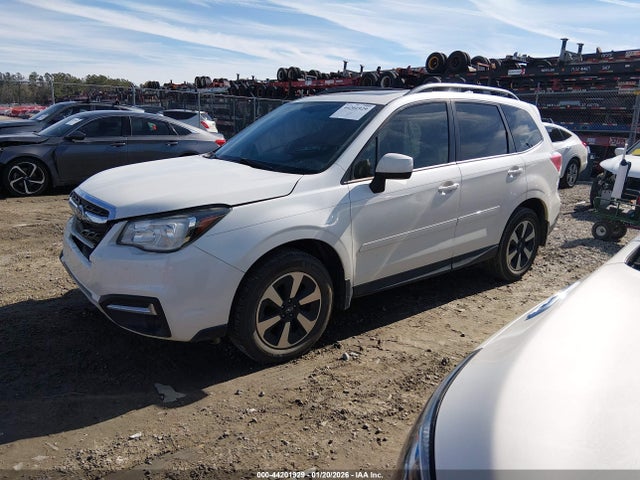 Subaru Forester 2.5i Premium 2018 JF2SJADC5JH462705 Image 2
