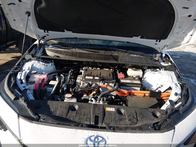 Toyota BZ4X XLE 2024 JTMABACAXRA090189 Image 10