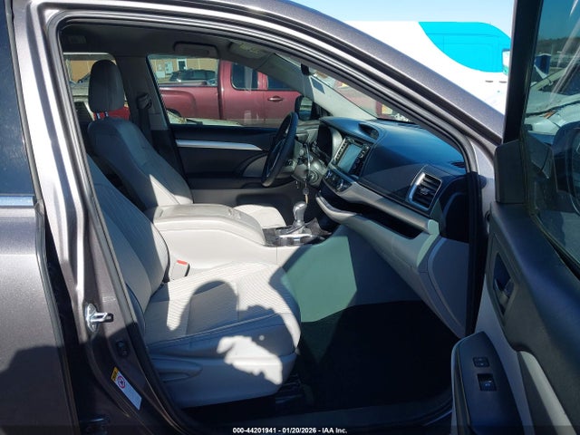 Aukcja sprzedaży 2017 Buick Enclave Leather, vin: 5GAKRBKD4HJ352306, numer aukcji: 44201941