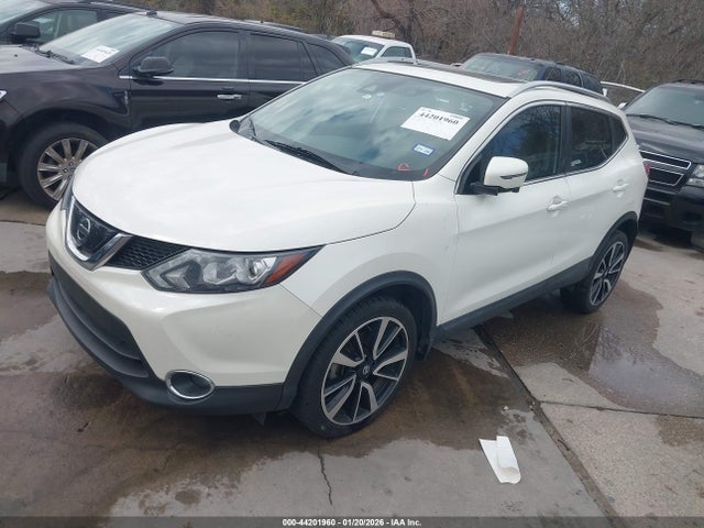 JN1BJ1CP4HW012085 Nissan Rogue Sport Sl