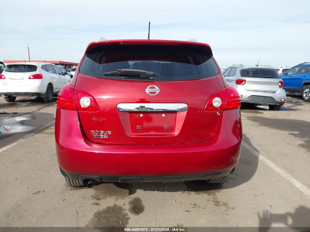 JN8AS5MT4FW164748 Nissan Rogue Select S