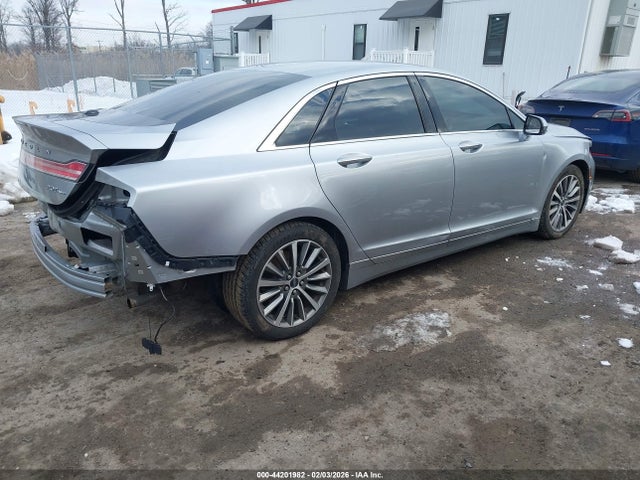 2020 LINCOLN MKZ 3LN6L5B98LR605555 Photo 3