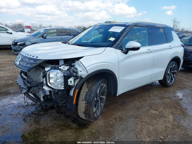 2024 MITSUBISHI OUTLANDER JA4J4WA8XRZ074657 Photo 1