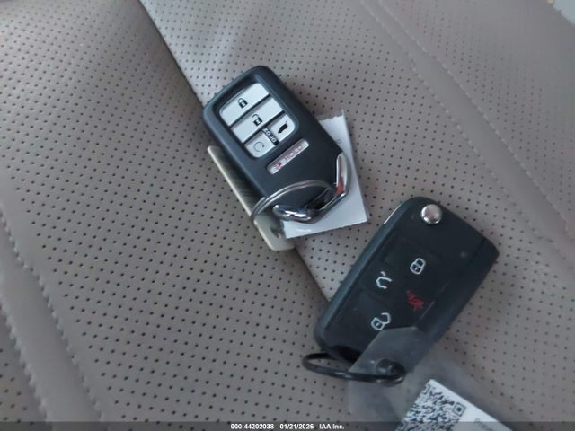 5J6RW2H82JL028243 Honda Cr-v Ex-l/ex-l Navi