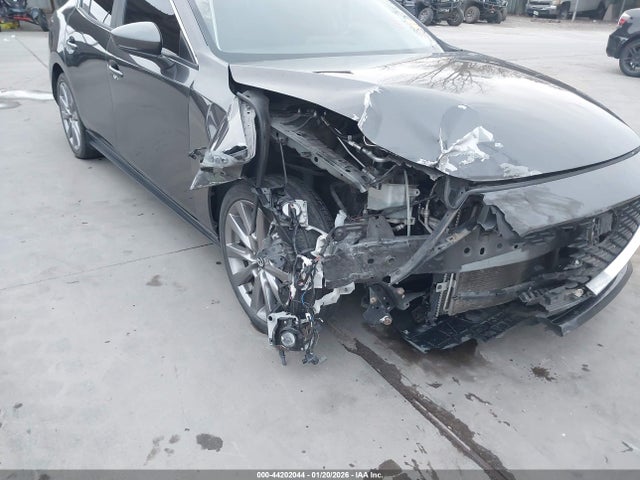 Продаж на аукціоні авто 2020 Mazda Mazda3 Select Package, vin: JM1BPACL2L1165188, номер лоту: 44202044