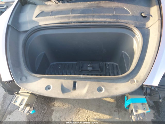 2021 TESLA MODEL Y 5YJYGDEF6MF252278 Photo 9