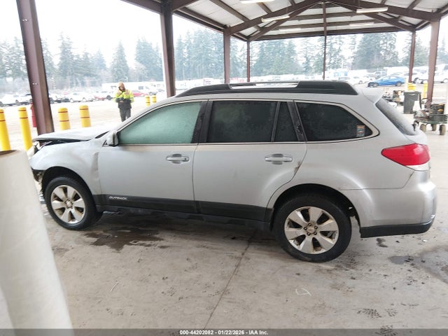 2013 Subaru Outback 2.5i Premium მანქანა იყიდება აუქციონზე, vin: 4S4BRBCC6D1229567, აუქციონის ნომერი: 44202082
