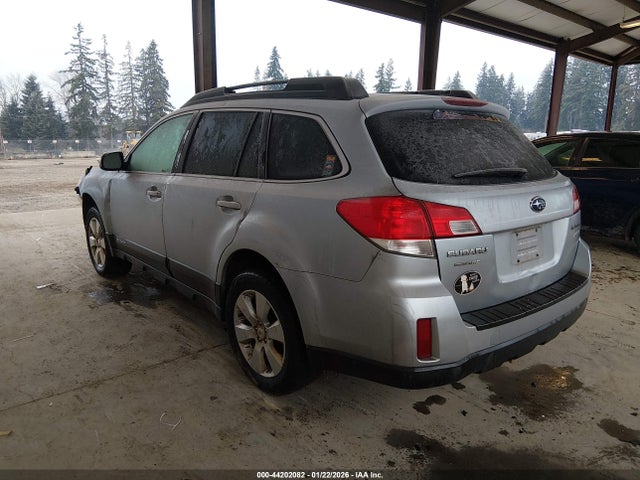 2013 Subaru Outback 2.5i Premium მანქანა იყიდება აუქციონზე, vin: 4S4BRBCC6D1229567, აუქციონის ნომერი: 44202082