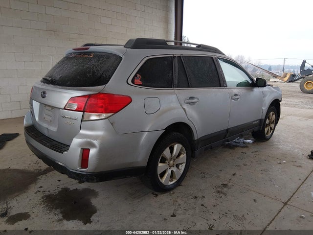 2013 Subaru Outback 2.5i Premium მანქანა იყიდება აუქციონზე, vin: 4S4BRBCC6D1229567, აუქციონის ნომერი: 44202082