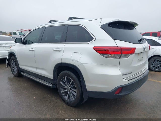 5TDKZRFH6KS346604 Toyota Highlander Xle