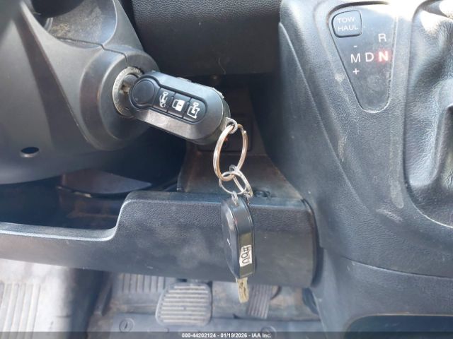 2015 RAM PROMASTER 2500 3C6TRVDDXFE509615 Photo 10