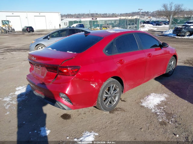2023 KIA FORTE 3KPF24AD3PE569083 Photo 3