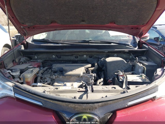 2018 TOYOTA RAV4 JTMDFREV8JD222143 Photo 9