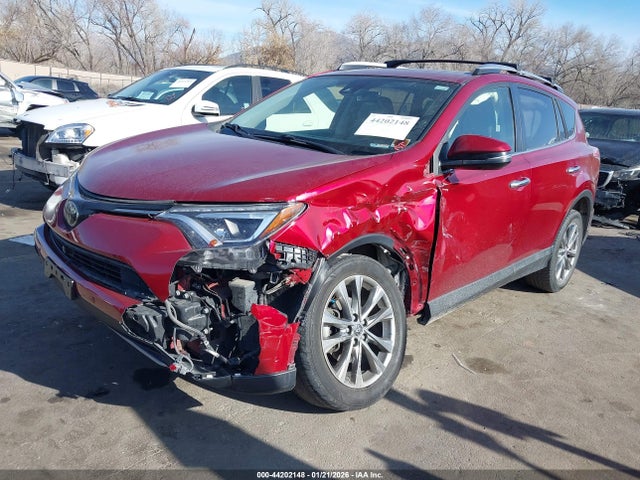 2018 TOYOTA RAV4 JTMDFREV8JD222143 Photo 1