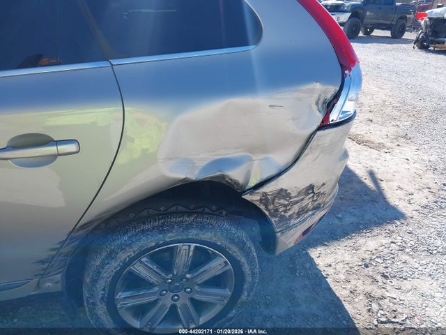 2017 VOLVO XC60 YV440MDU3H2008371 Photo 5